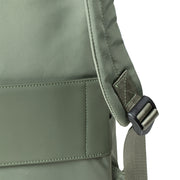 Mochila Fuji: Laptop 15.6", Banda para Equipaje, Verde