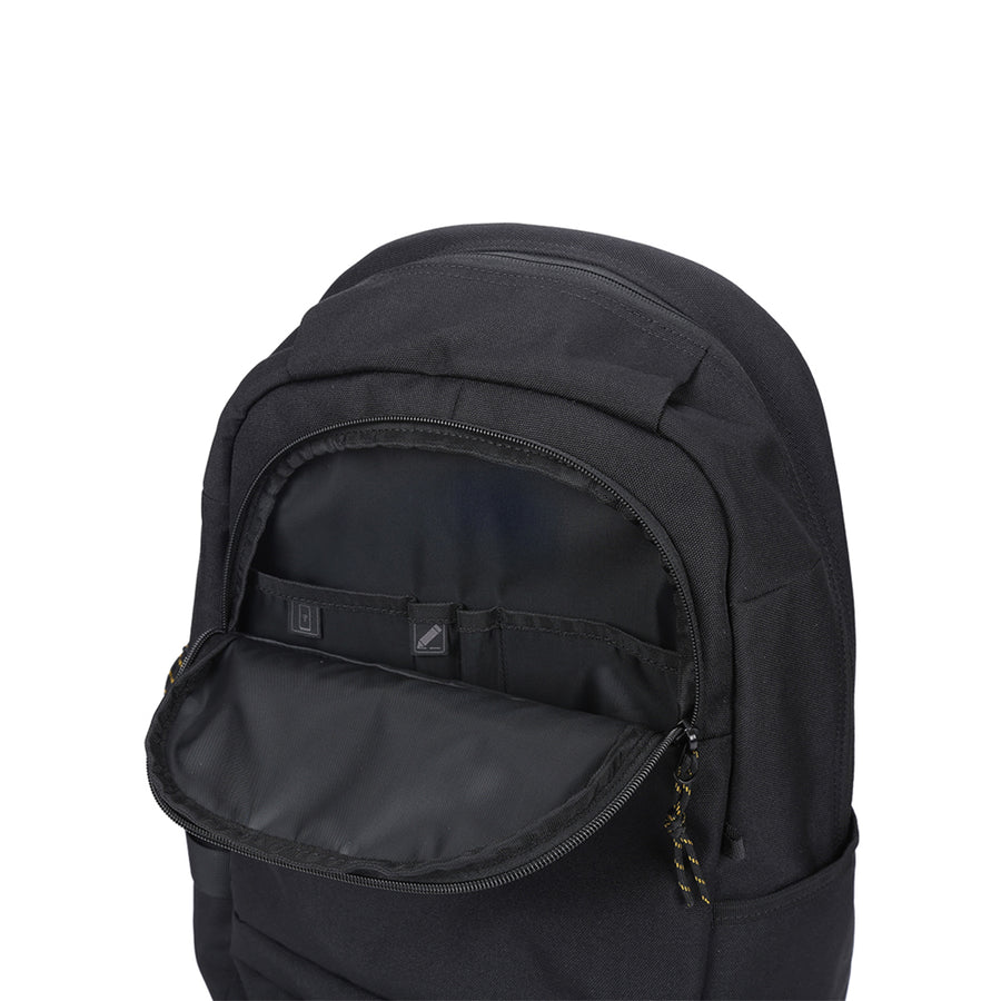 Mochila Dope: Laptop 15.6", Banda para Equipaje, Negro