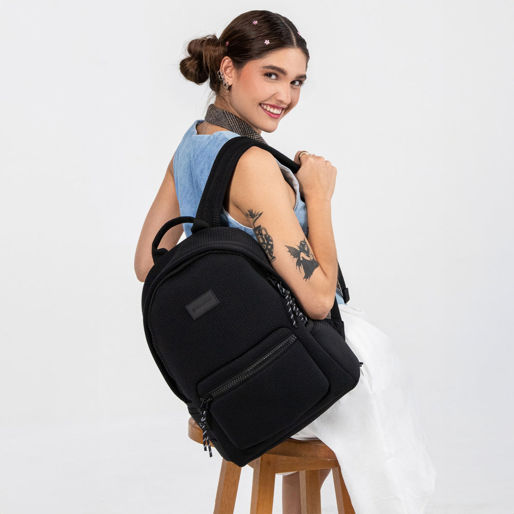 MOCHILA NARA Laptop 14" Cool Capital Neopreno Negro