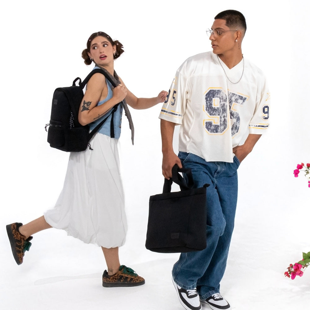 MOCHILA NARA Laptop 14" Cool Capital Neopreno Negro