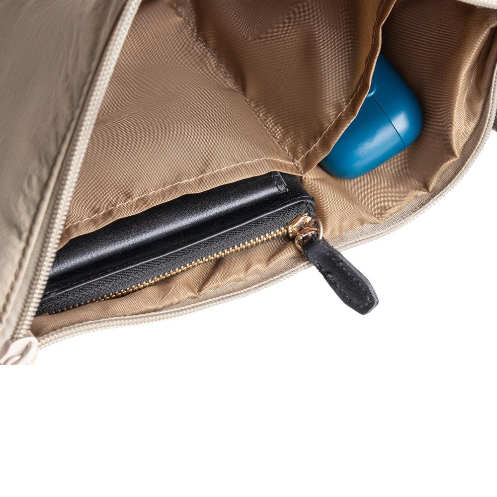 CROSSBODY KORA Bolsa Compacta Cool Capital Beige