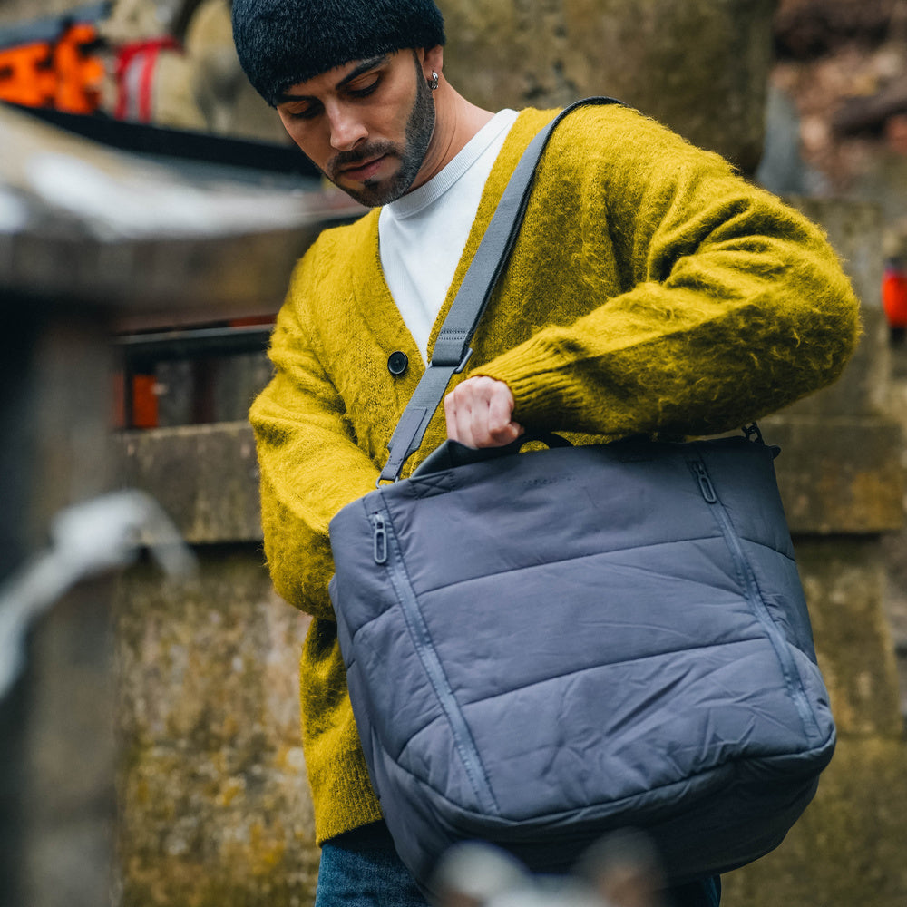 BOLSA TOTE BAG ONNA Laptop 15" Cool Capital Gris