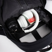 Combo Mochila Slay Negra + Audífonos Pure TWS