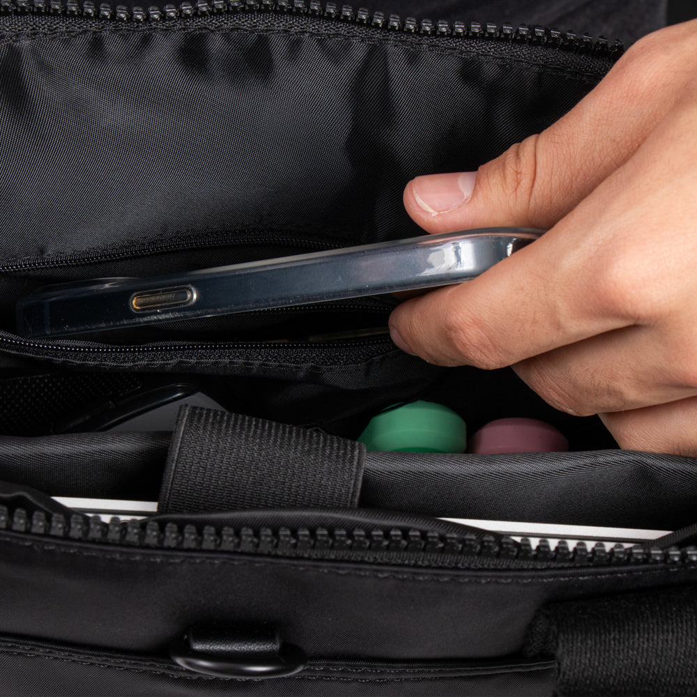 MOCHILA DRIP Laptop 15.6" Cool Capital Negro