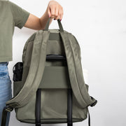 Mochila Fuji: Laptop 15.6", Banda para Equipaje, Verde