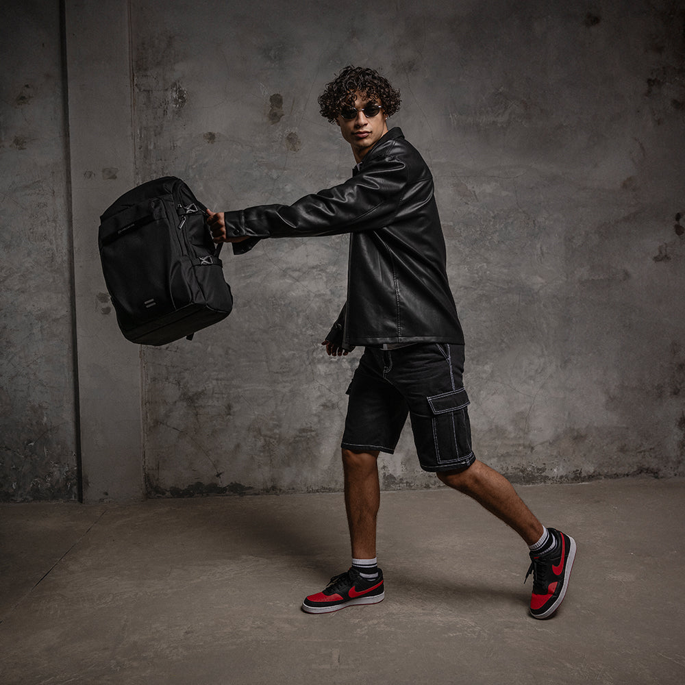 MOCHILA GOAT Laptop 15.6" Cool Capital Viajes Negra