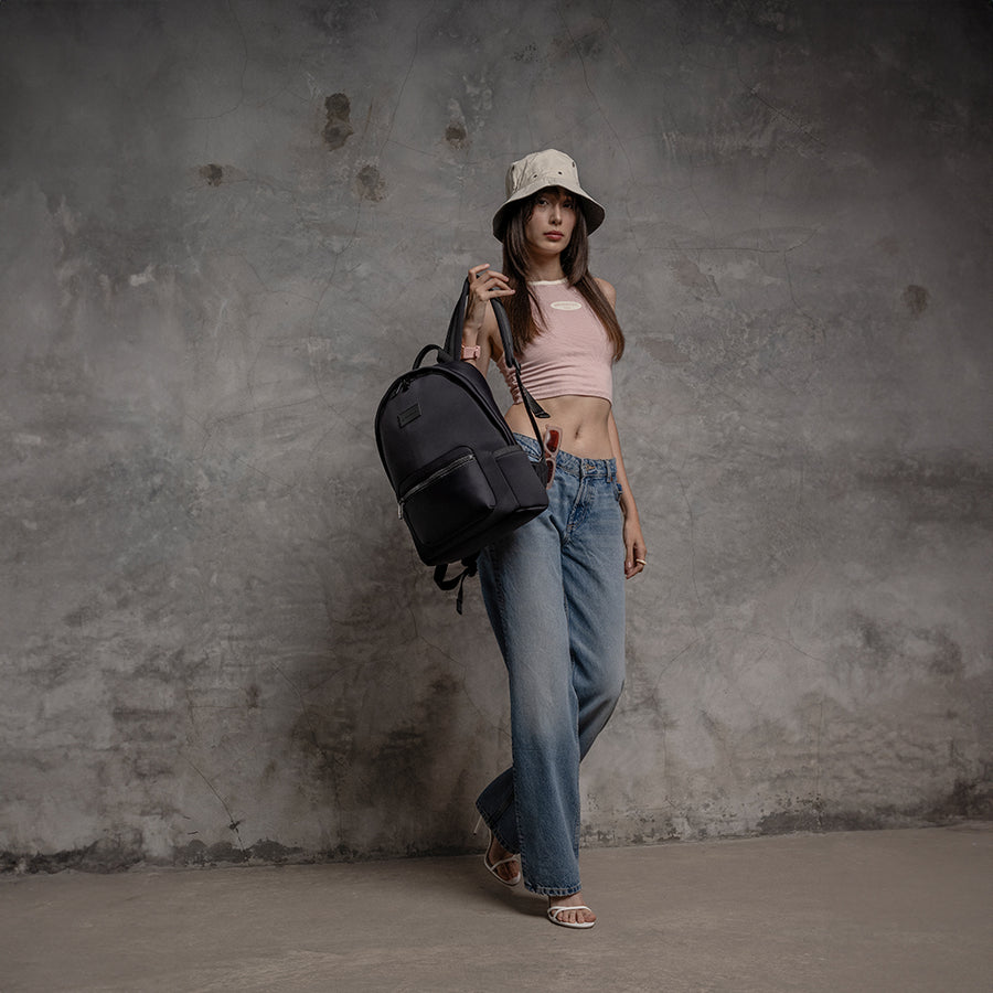 Combo Mochila Slay Negra + Audífonos Pure TWS