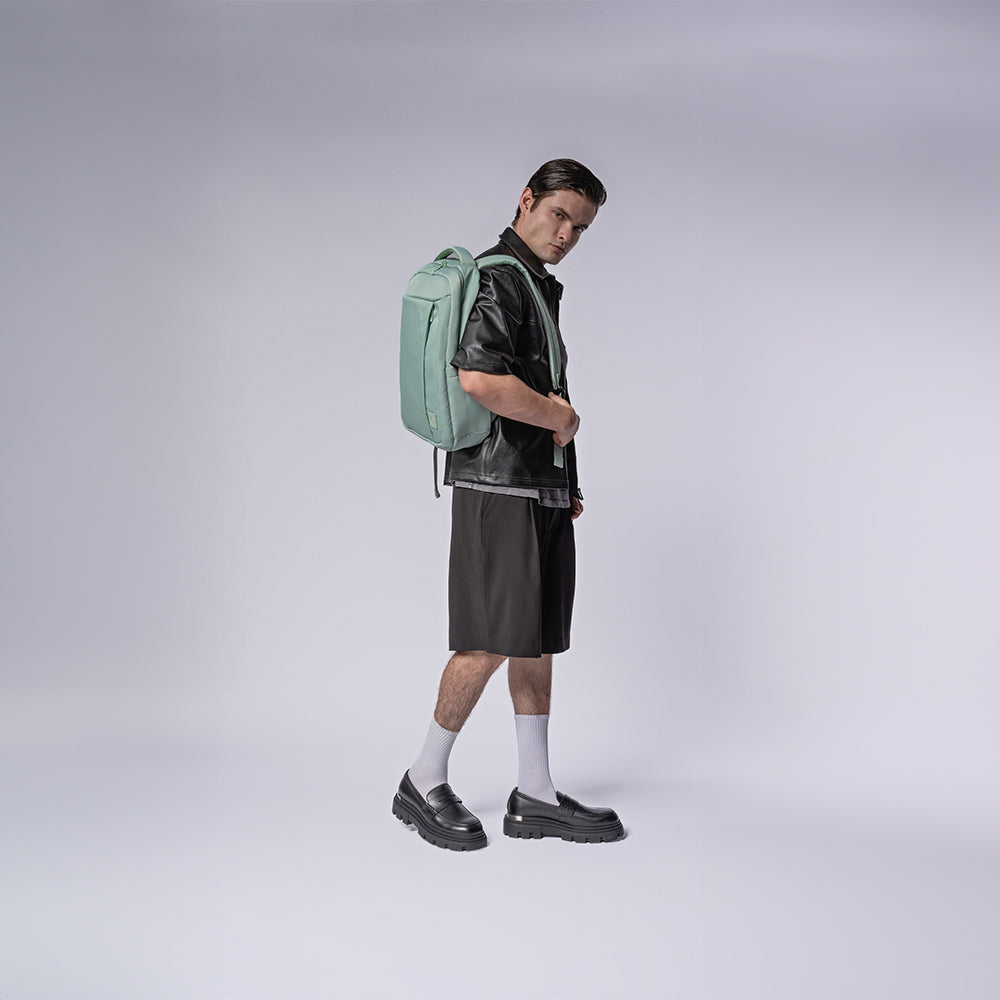 MOCHILA YUBA Laptop 15.6" Cool Capital Menta