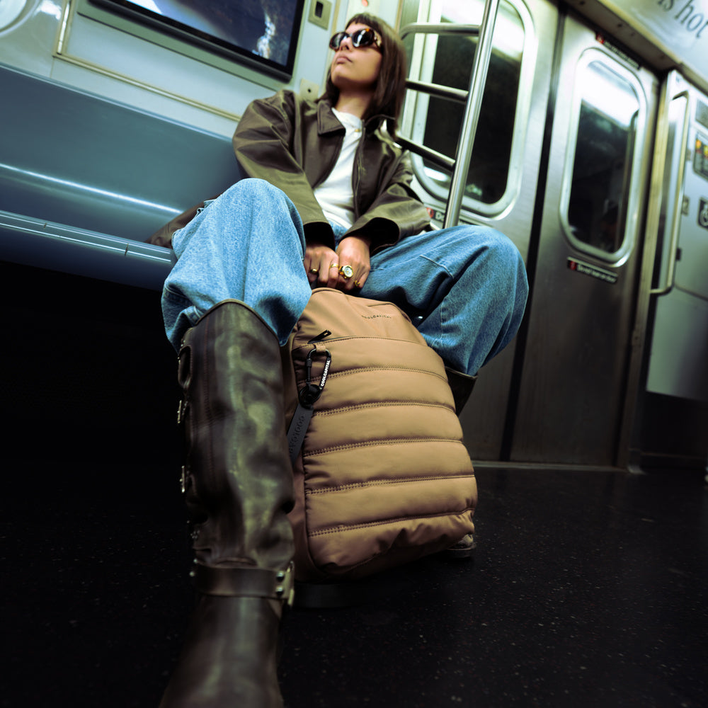 MOCHILA SORA Laptop 15" Cool Capital Cafe