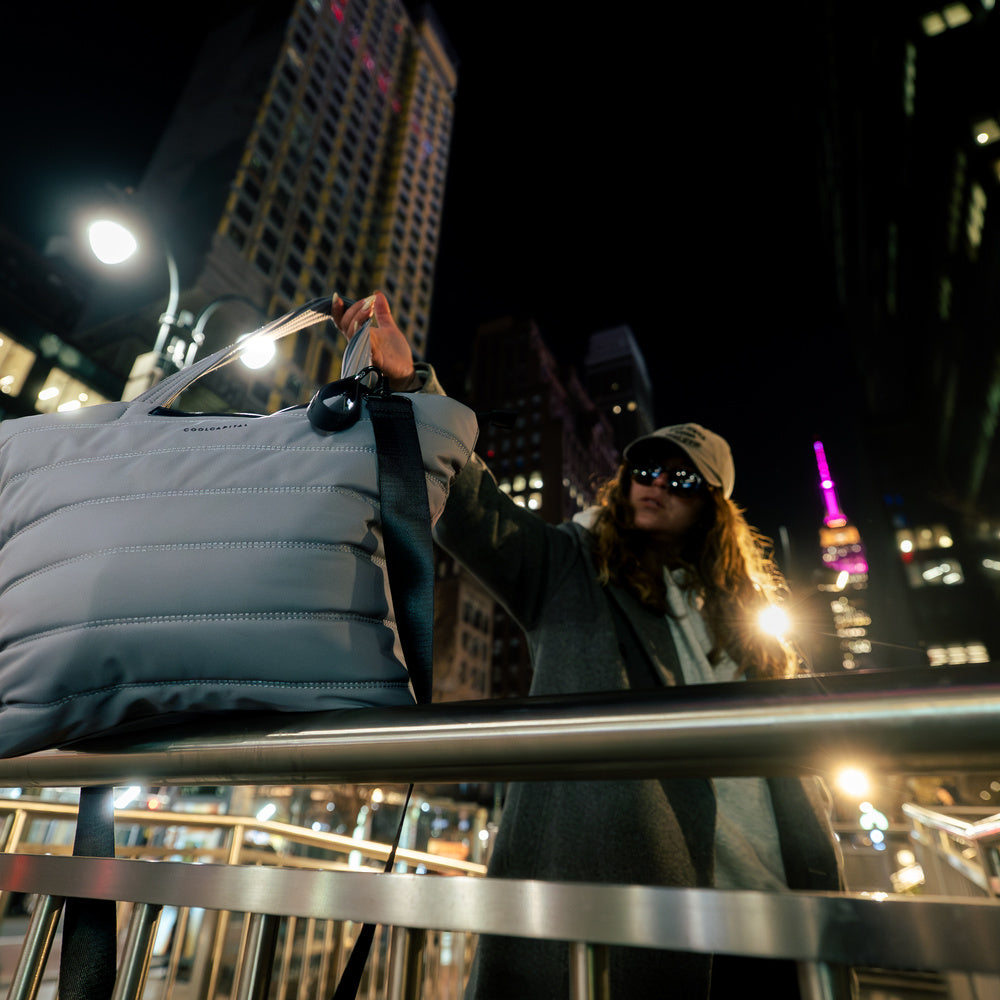 BOLSA TOTE BAG SORA Laptop 13" Cool Capital Gris