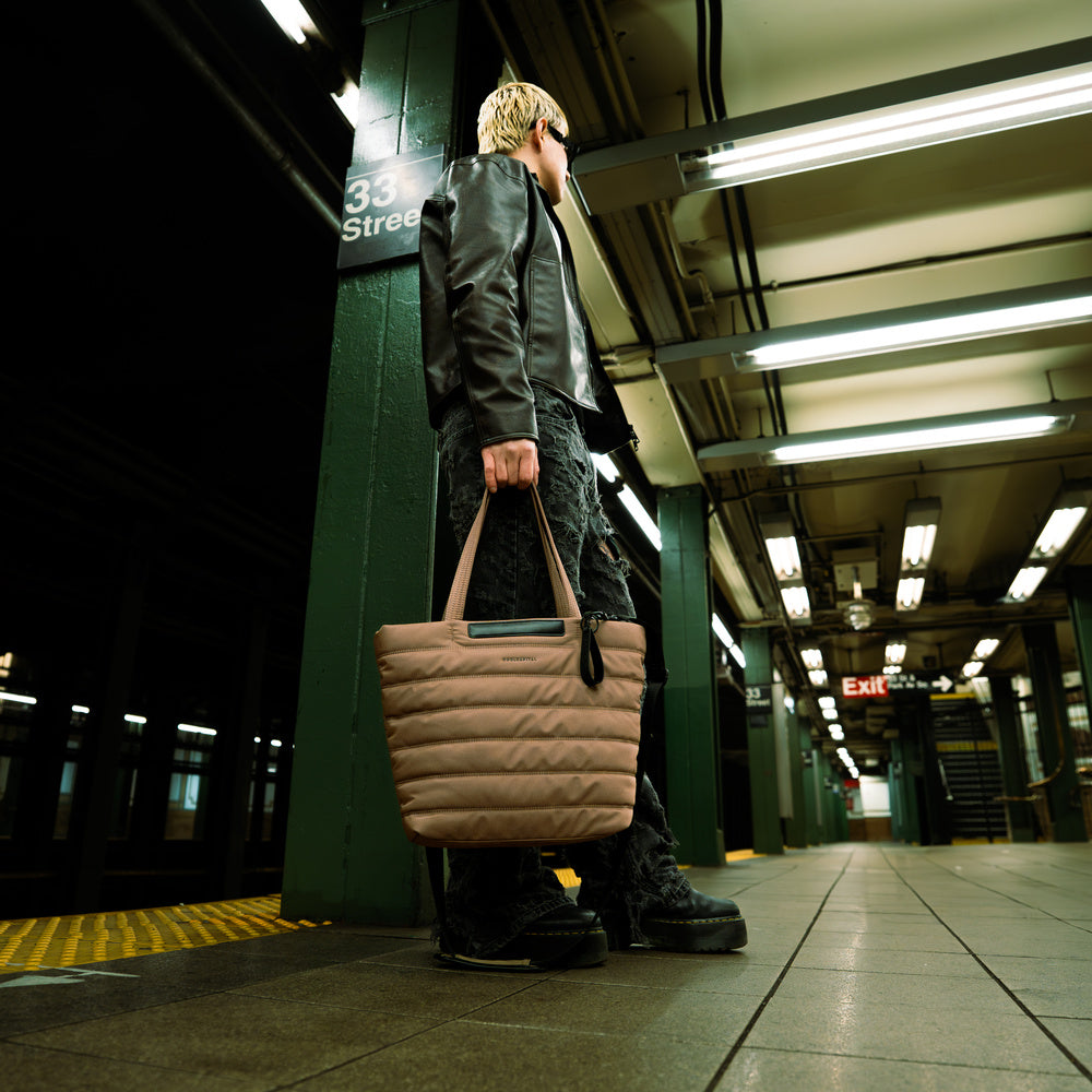 BOLSA TOTE BAG SORA Laptop 13" Cool Capital Cafe