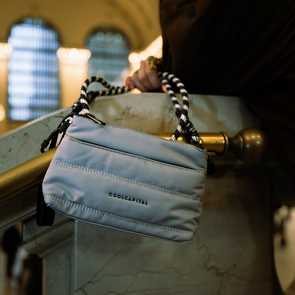 CROSSBODY SORA Bolsa Compacta Cool Capital Gris