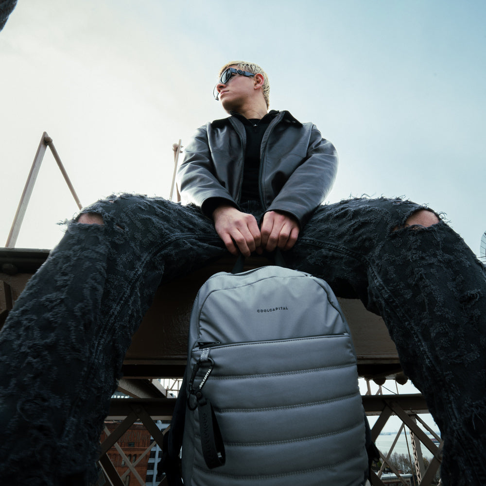 MOCHILA SORA Laptop 15" Cool Capital Gris